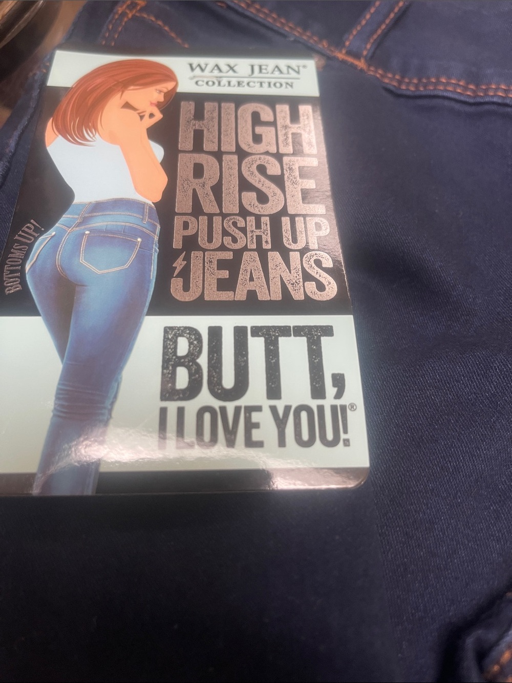 Wax Jean High-Rise Push Up Jeans dark blue 3 Bottons .